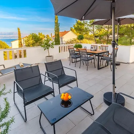 Tomy Apartament