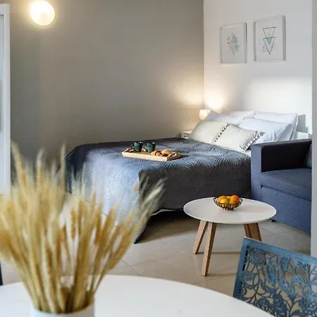 Apartment Tomy Sutivan